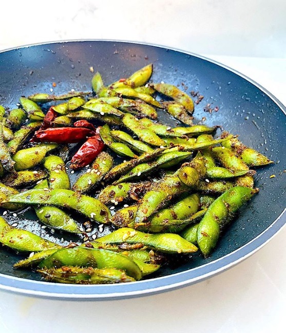 Soy Sauce And Garlic Edamame Beans